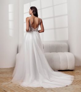 Hochzeitskleid mit Spaghetti Trägern und durchsichtigem Oberteil